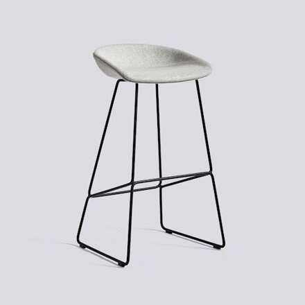 Barová židle About a Stool  AAS 39 s čalouněným sedákem a kovovou podnoží