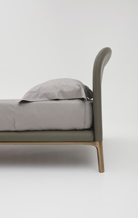 Postel Rada Postel Rada