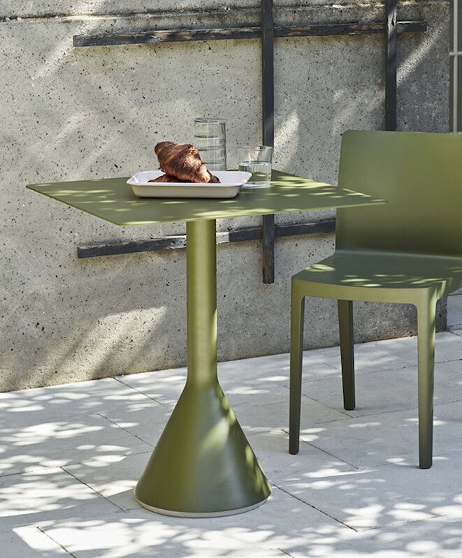 Stůl Palissade Cone Table 65 x 65 cm
